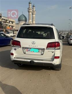 لكزس LX